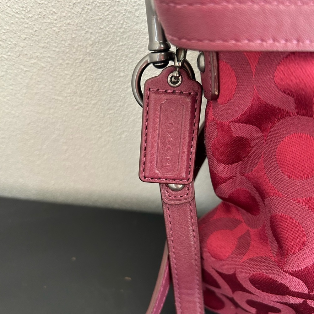 Coach Brooke Op Art Plum Red Signature Crossbody Bag - Picture 5 of 11